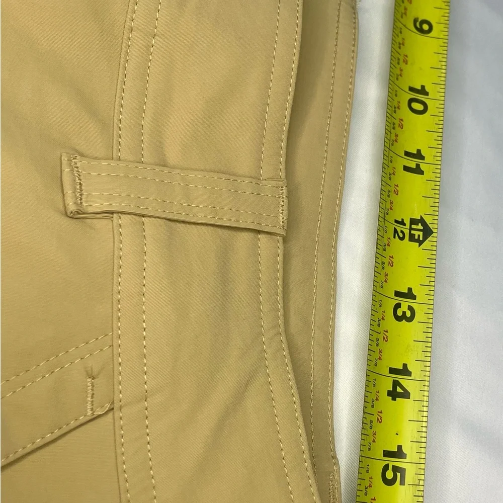 Eddie Bauer Women's Tan Cargo Shorts